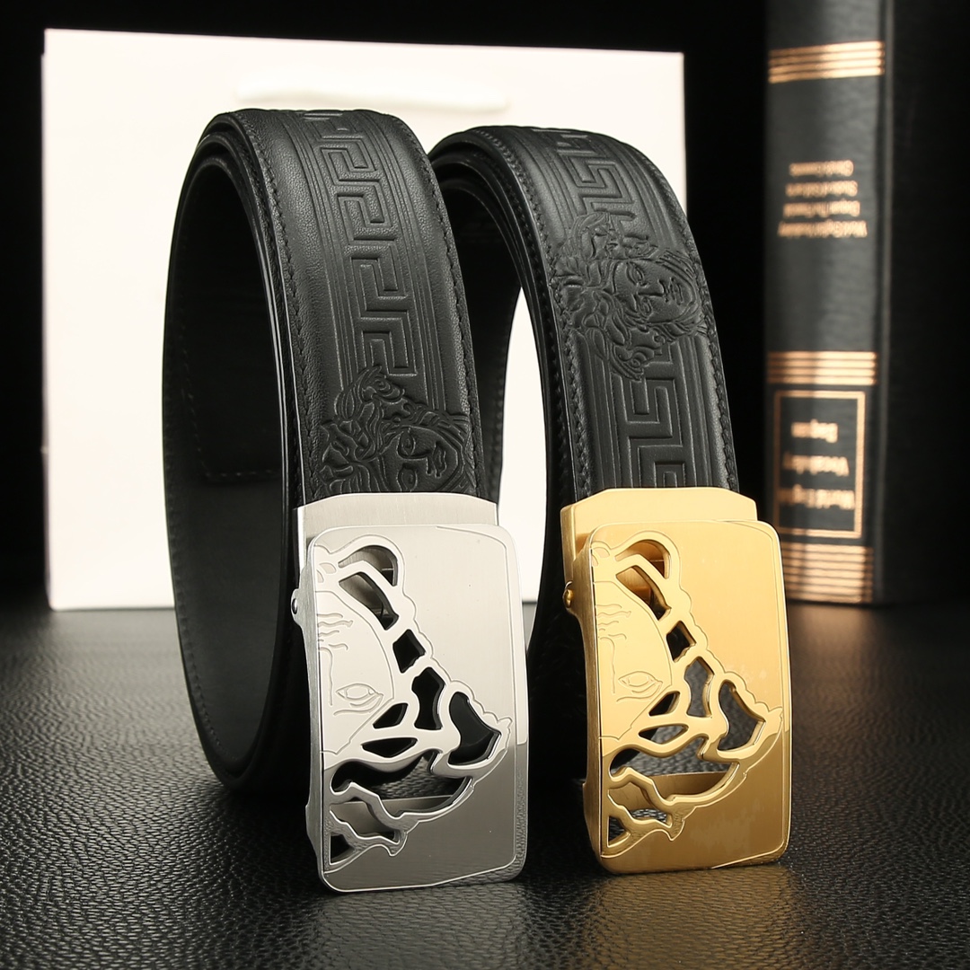 NO:138814,Versace original single high-end quality counter official website supports NFC sensing width 3.5 exquisite automatic buckle head imported from Italy. The original pattern texture is clear and realistic. Create a brand new visual 3D suburban fruit high-end customers buy gifts and give gifts for their own products. Length 100-125, belt, versace, cowhide19860909范思哲原单高端品质专柜官网同步支持NFC感应宽度3.5精美自动扣头意大利进口头层小牛皮原版花纹纹理消晰真实感超强打造全新的视觉3D郊果高档客户入手送礼自用佳品 长度100一125,皮带,versace,cowhide,Belt