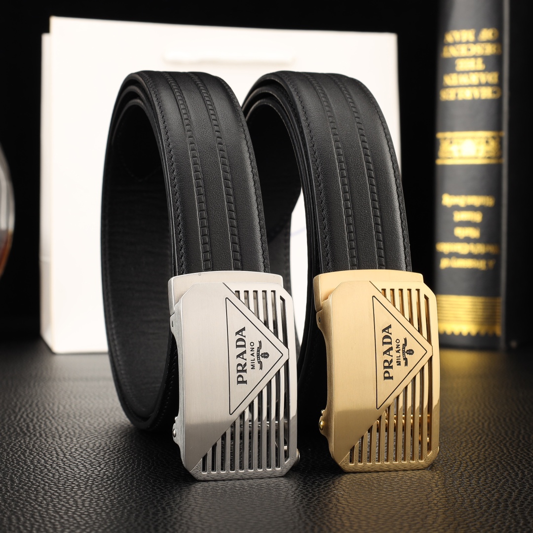 NO:140138,Original single Prada automatic original single high-end quality counter official website synchronous width 3.5 exquisite automatic steel buckle head Italian double-sided imported head calfskin original pattern texture clear and realistic feeling to create a brand new visual 3D suburban fruit high-end customers buy gifts for their own products Length 100-125 s, belt, prada, cowhide19860909原单 普拉达自动原单高端品质专柜官网同步宽度3.5精美自动钢扣头意大利双面进口头层小牛皮原版花纹纹理清晰真实感超强打造全新的视觉3D郊果高档客户入手送礼自用佳品 长度100一125亚,皮带,prada,cowhide,Belt