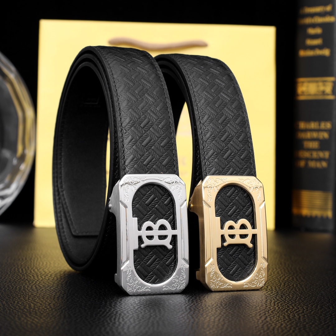 NO:861149,Original order Burberry automatic original order high-end quality counter official website simultaneously supports NFC induction width 3.5 exquisite automatic steel buckle head Italian double-sided imported first-layer calfskin original pattern texture blurred realism to create a new visual 3D suburban fruit high-end customers start to buy gifts for personal use, length 100 to 1.25 million, belt, burberry, cowhide19860909原单 巴宝莉自动原单高端品质专柜官网同步支持NFC感应宽度3.5精美自动钢扣头意大利双面进口头层小牛皮原版花纹纹理消晰真实感超强打造全新的视觉3D郊果高端客户入手送礼自用佳品 长度100一125万,皮带,burberry,cowhide,Belt
