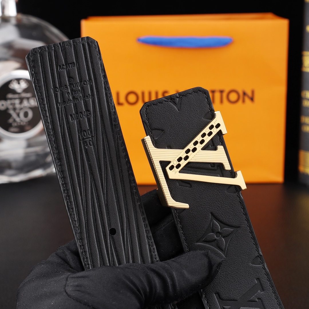 路易威登㊙️原单高端品质🎗专柜官网同步🌟支持NFC感应💎宽度3.8精美钢扣头💯意大利进口头层小牛皮原版花