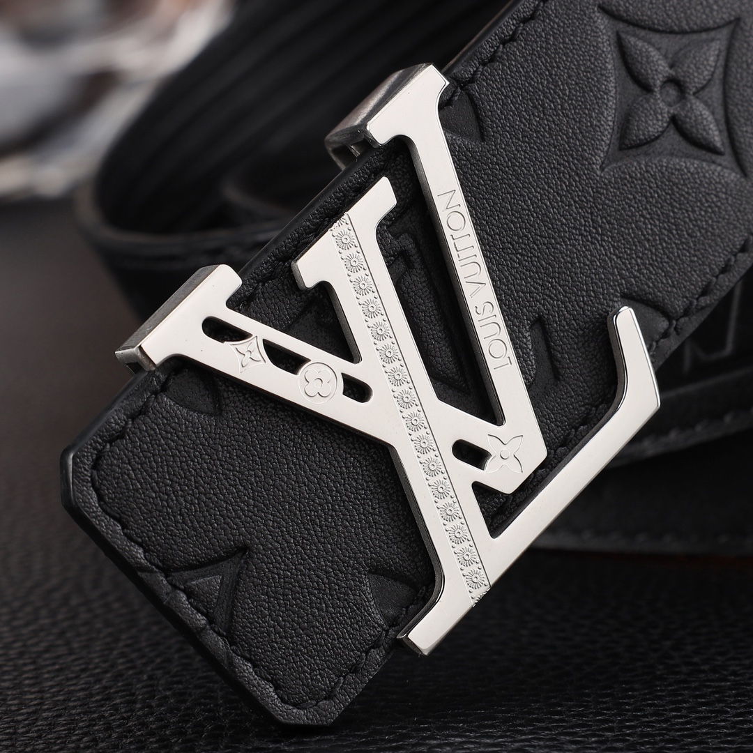 路易威登㊙️原单高端品质🎗专柜官网同步🌟支持NFC感应💎宽度3.8精美钢扣头💯意大利进口头层小牛皮原版花