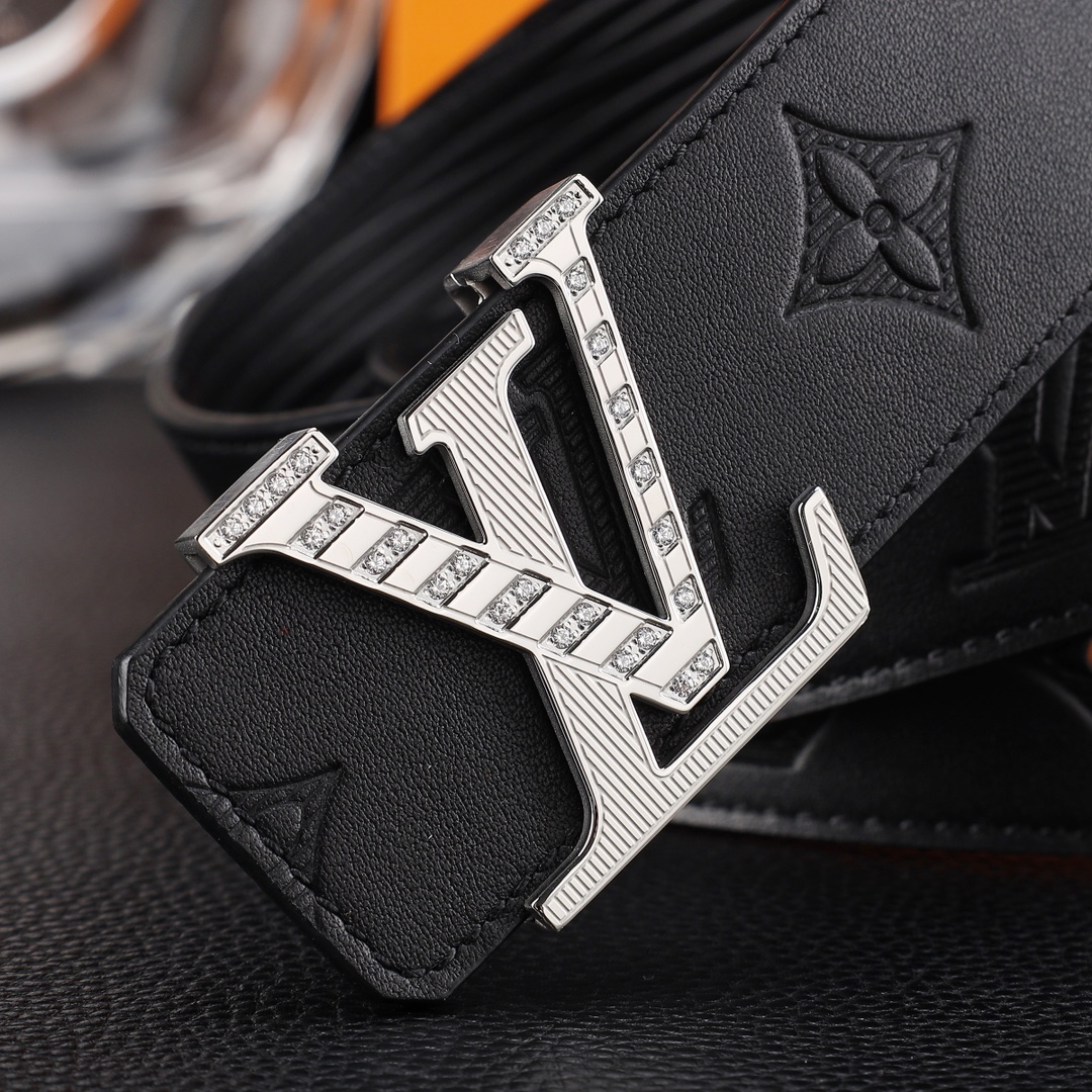 路易威登㊙️原单高端品质🎗专柜官网同步🌟支持NFC感应💎宽度3.8精美钢扣头💯意大利进口头层小牛皮原版花