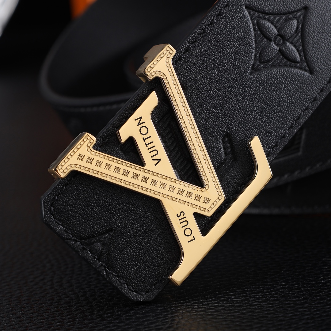路易威登冲孔㊙️原单高端品质🎗专柜官网同步🌟支持NFC感应💎宽度3.8精美钢扣头💯意大利进口头层小牛皮原