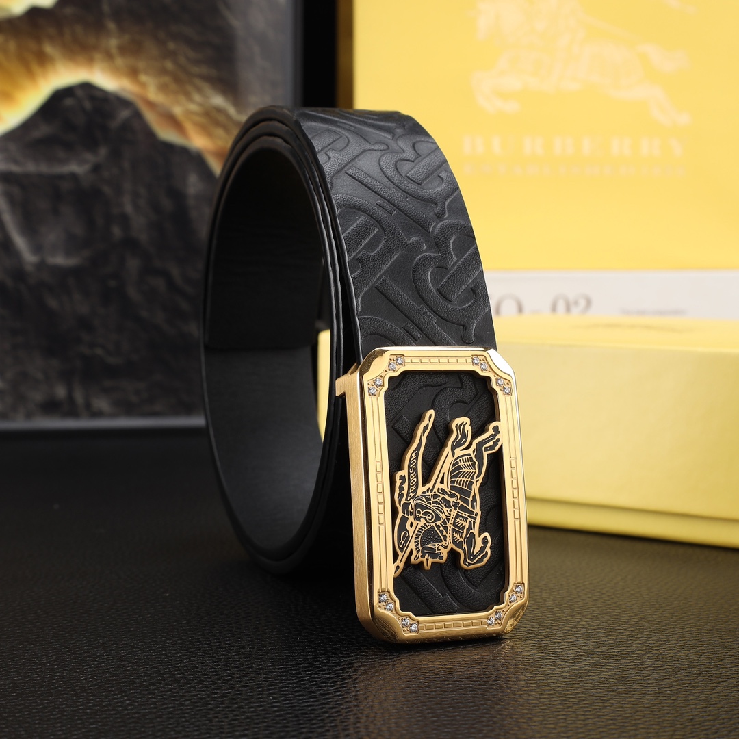 巴宝莉男士冲孔腰带- 宽度38MM 316精品钢扣  永不掉色 精工打造  压花工艺 手感柔软 创