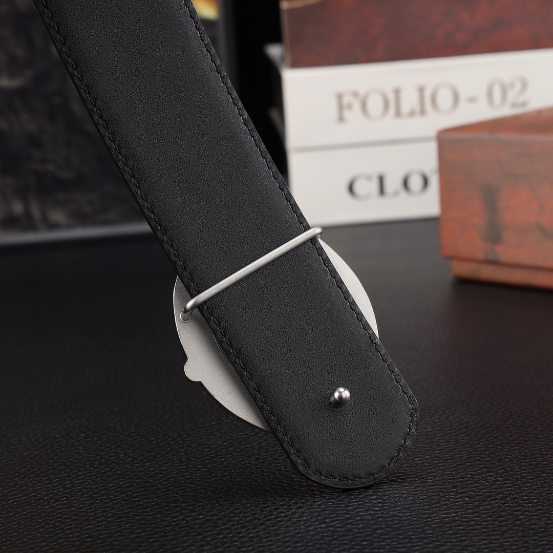 路易威登男士冲孔腰带- 宽度38MM 316精品钢扣  永不掉色 精工打造  压花工艺 手感柔软 创