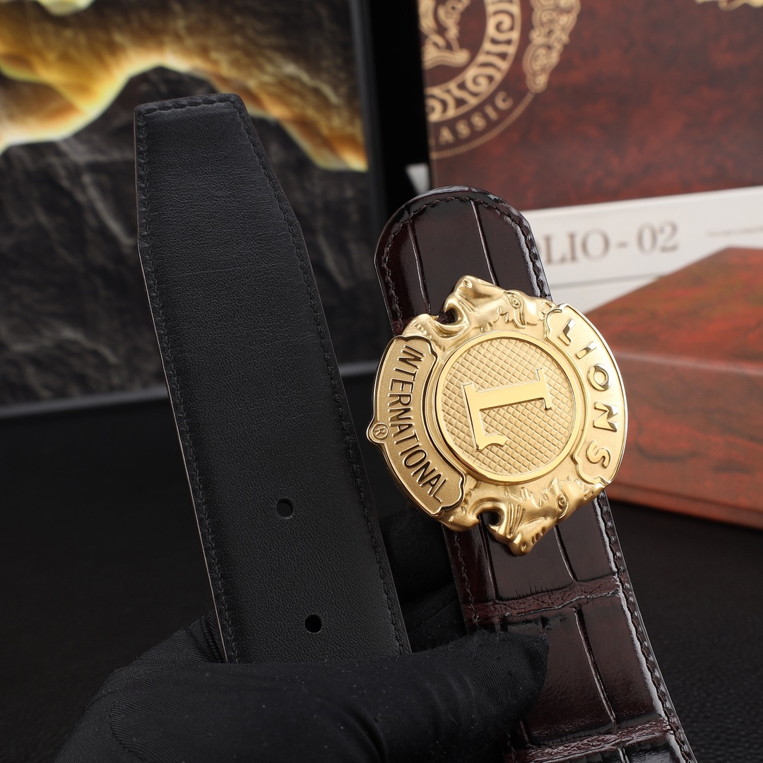 路易威登男士冲孔腰带- 宽度38MM 316精品钢扣  永不掉色 精工打造  压花工艺 手感柔软 创