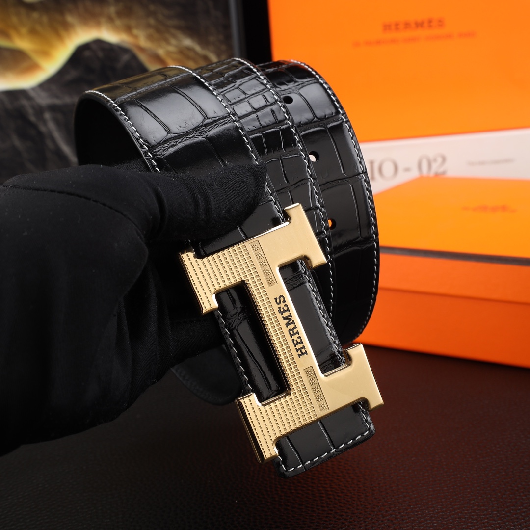 爱玛仕男士冲孔腰带- 宽度38MM 316精品钢扣  永不掉色 精工打造  压花工艺 手感柔软 创