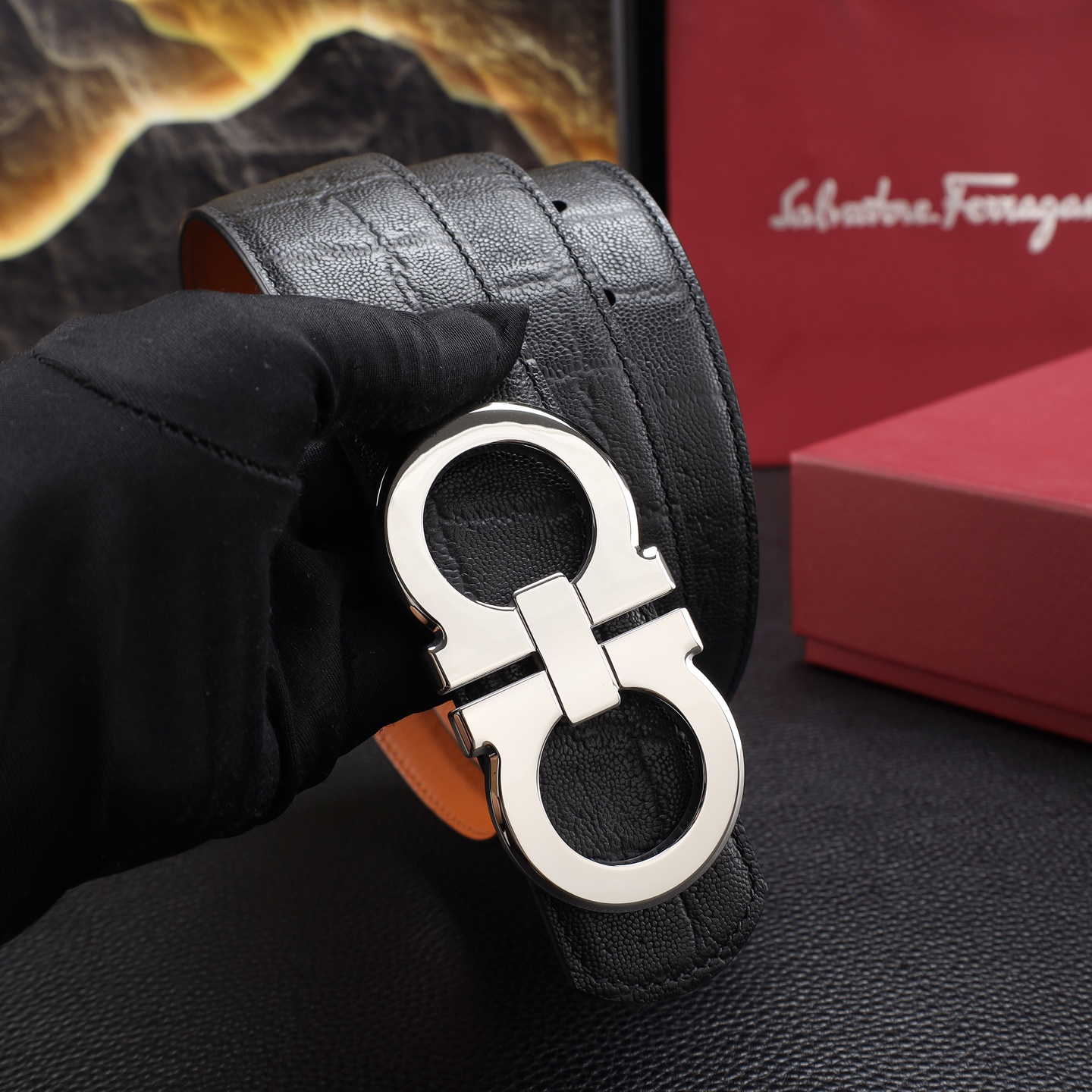 菲挂格慕男士冲孔腰带- 宽度38MM 316精品钢扣  永不掉色 精工打造  压花工艺 手感柔软 古