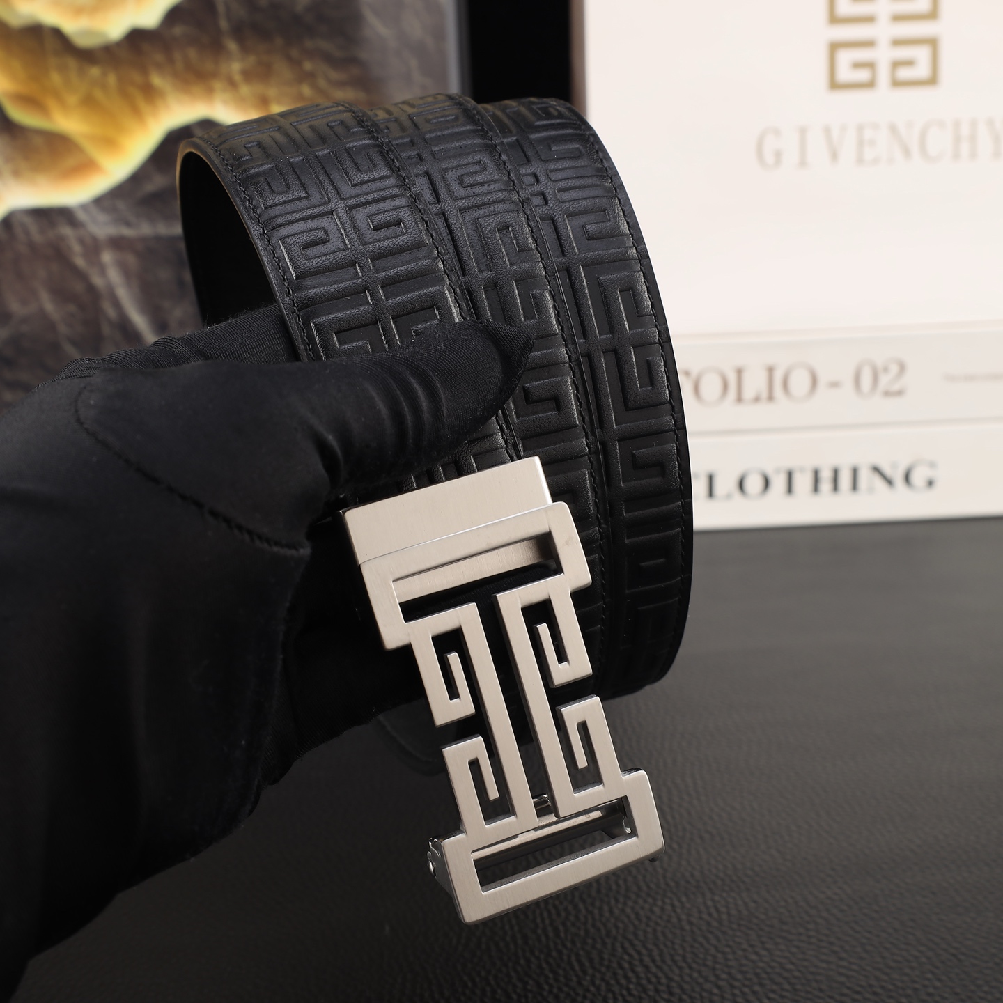 纪凡希 头层牛皮自动带 宽3.5CM  官网同步，不锈钢金属标识，适合商务低调人士！自动扣款式 广