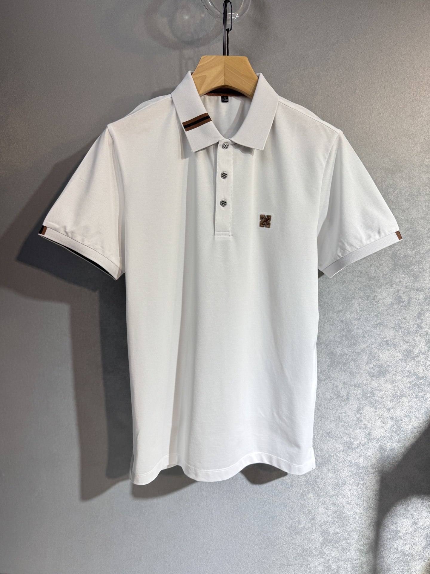🔥ZEGNA 杰尼亚  25SS新款春夏短袖 最高版本客供定制高端丝光珠地面料 简单时尚款，螺纹拼色螺纹