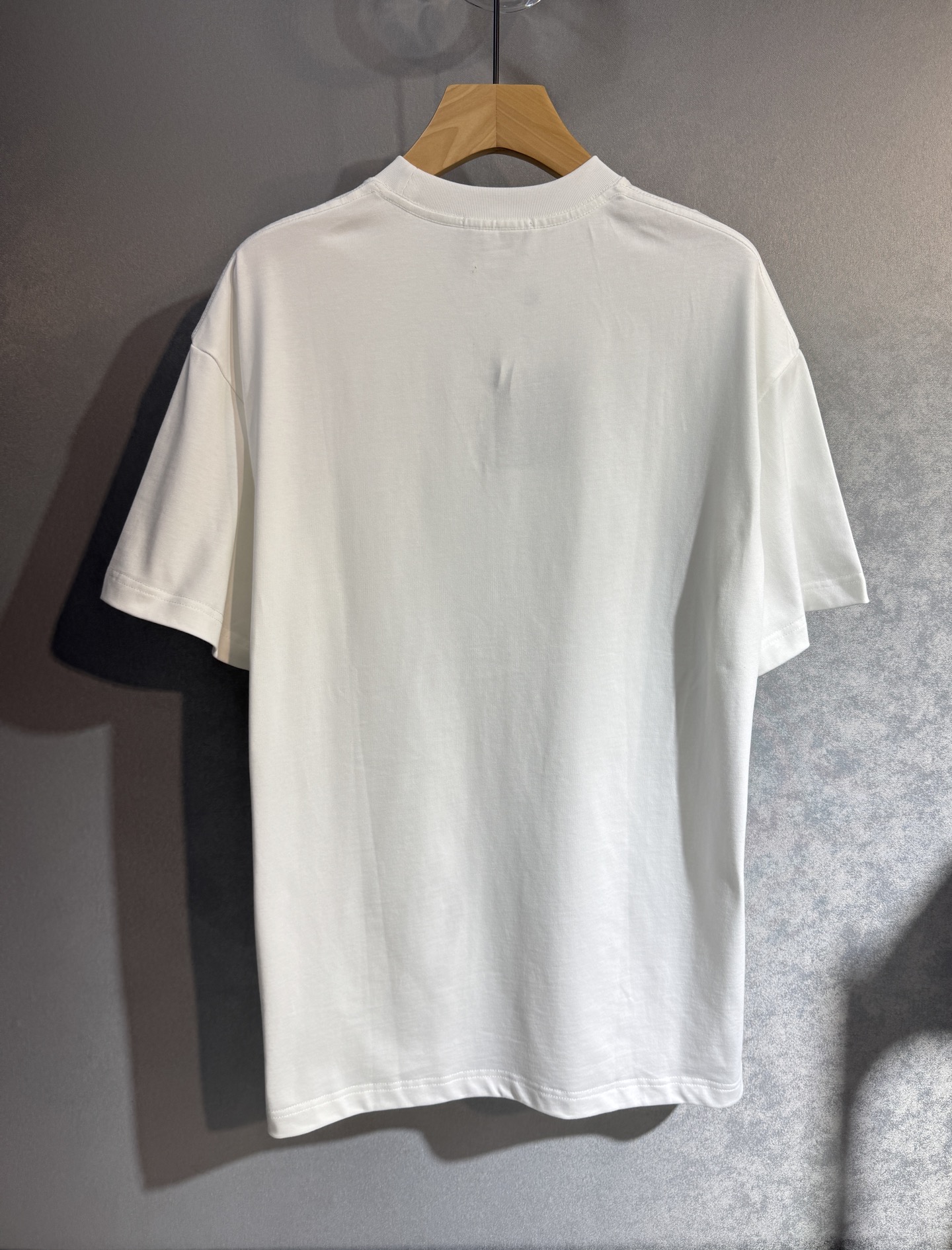 Louis Vuitton 25SS Short Sleeve T-Shirt | Premium Cotton, Classic Logo 3 i1747149963744 7475 0 1