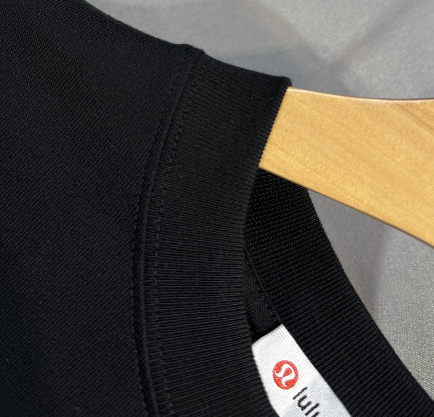 🔥Lululemon  25SS新款春夏短袖 最高版本客供定制客供260克纯棉面料 简单时尚款，配色超级