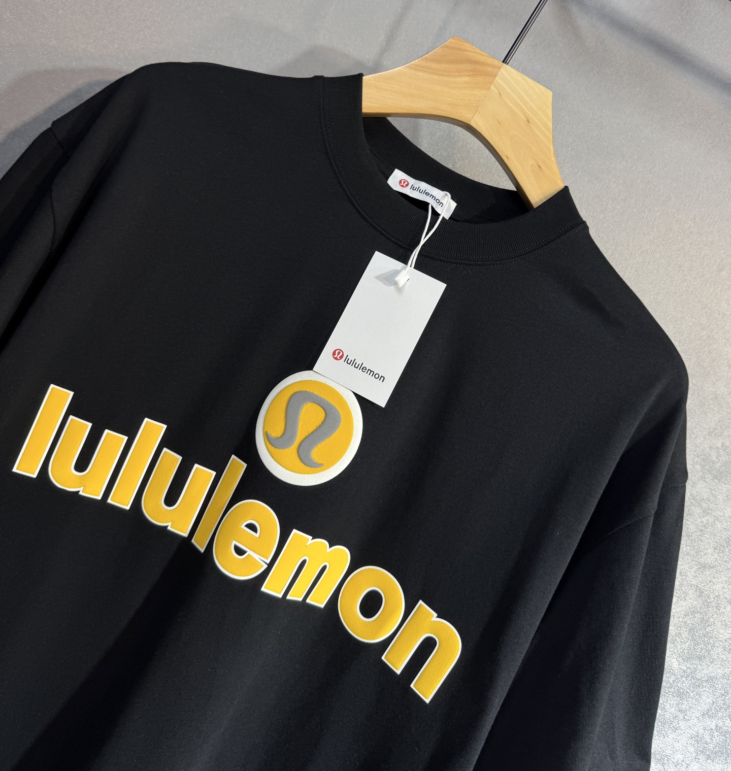🔥Lululemon  25SS新款春夏短袖 最高版本客供定制客供260克纯棉面料 简单时尚款，配色超级