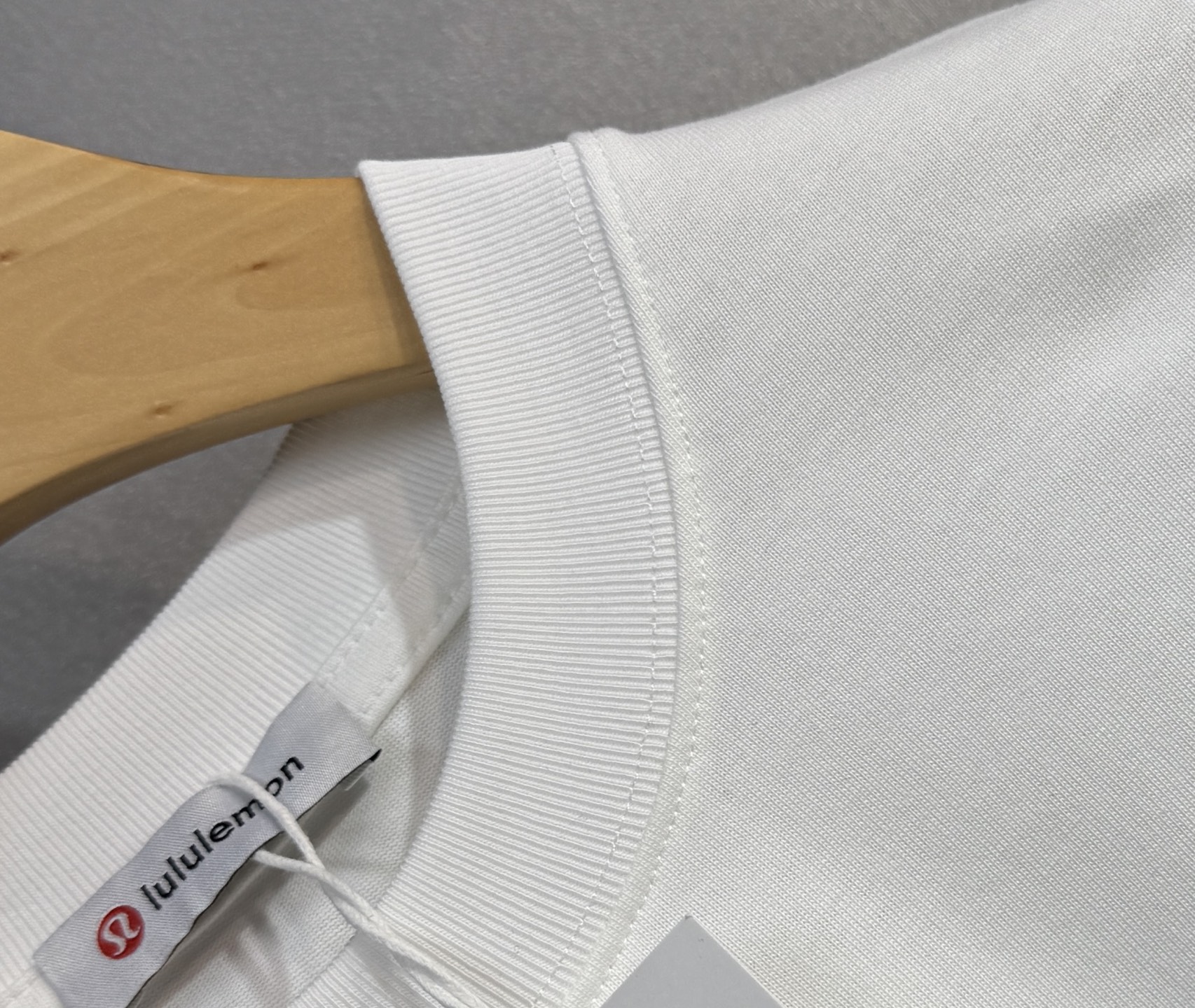 🔥Lululemon  25SS新款春夏短袖 最高版本客供定制客供260克纯棉面料 简单时尚款，配色超级