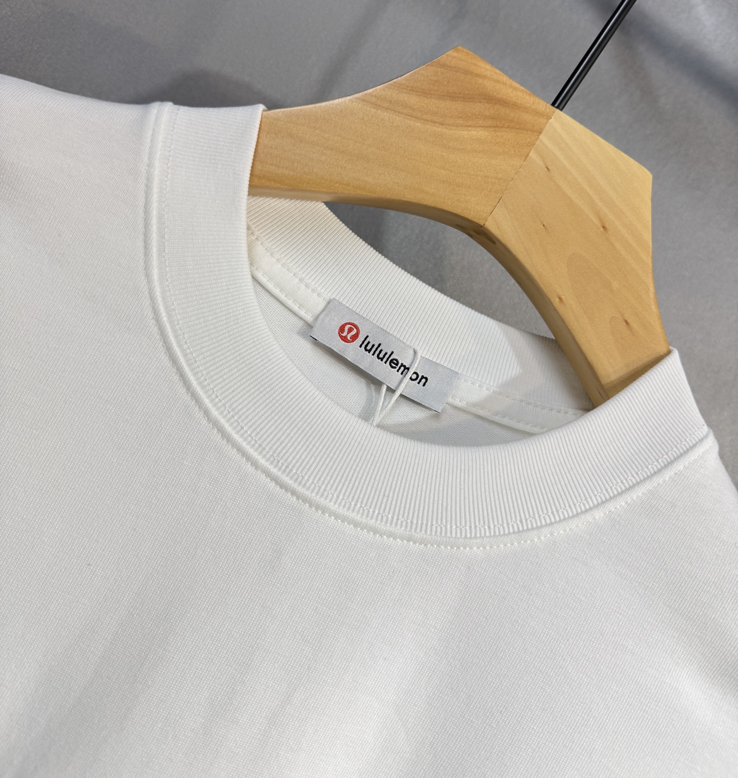 🔥Lululemon  25SS新款春夏短袖 最高版本客供定制客供260克纯棉面料 简单时尚款，配色超级