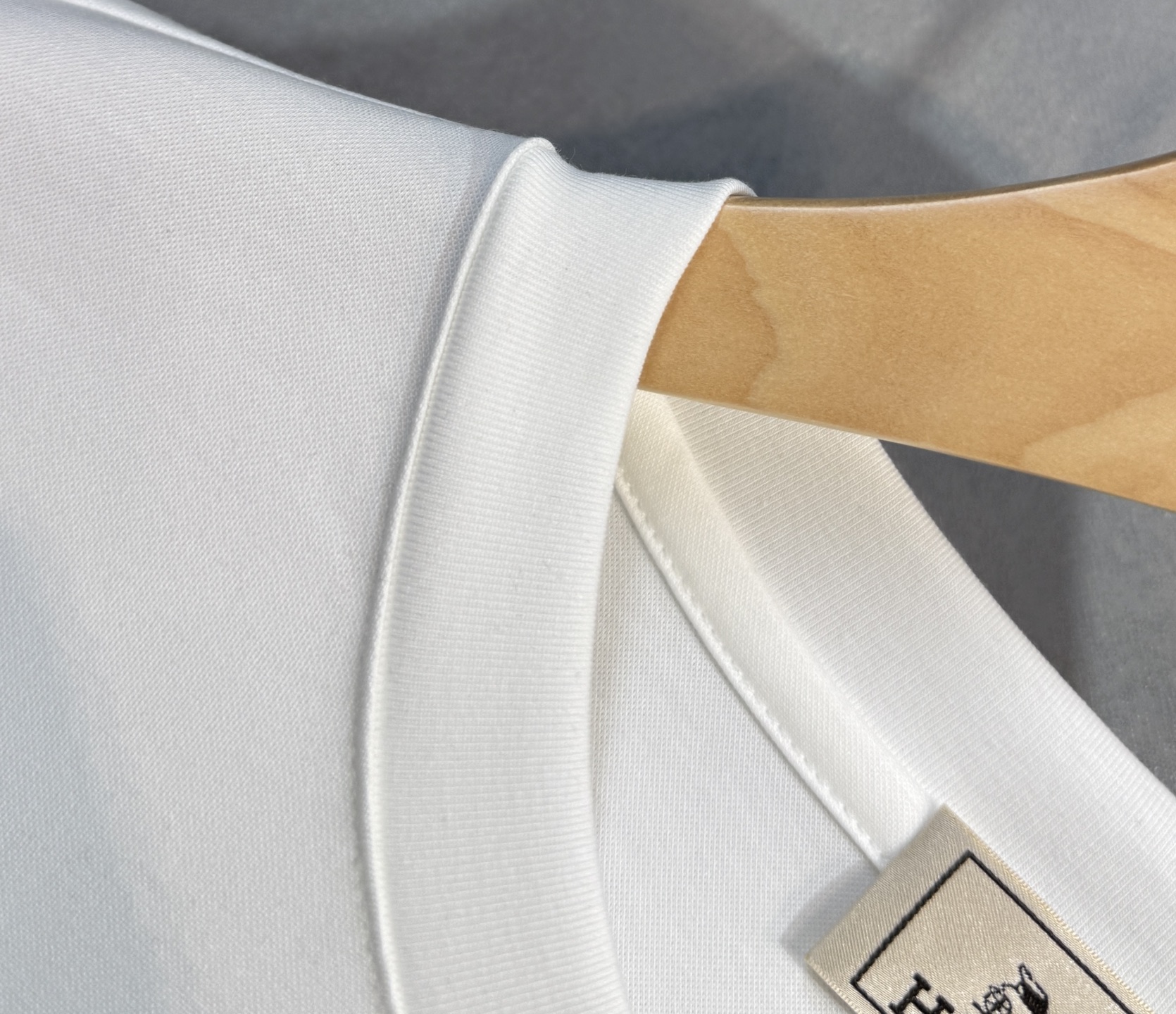 Hermes 25SS Short Sleeve T-Shirt: Stylish & Comfortable, Premium Cotton 5 i1747752245650 3286 0 3