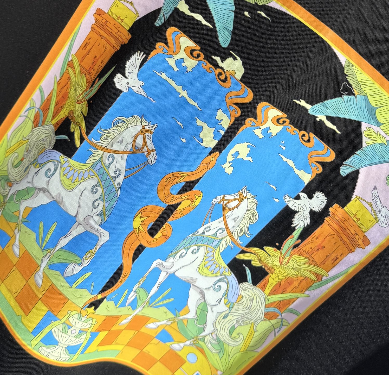 🔥HERMES 爱马仕 25SS新款春夏短袖 最高版本客供定制高端丝光棉面料 简单时尚款，配色超级好看！