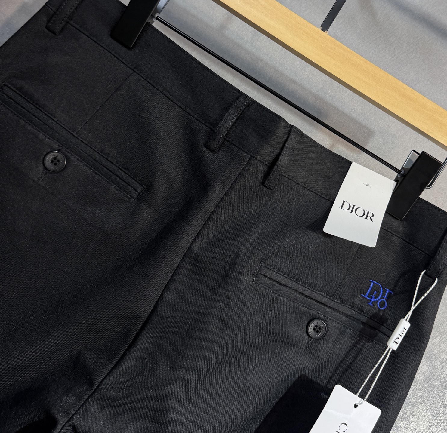“DIOR Dio 2025 Men’s Classic British Style Pants with Unique Design and High Quality” - 图片 8