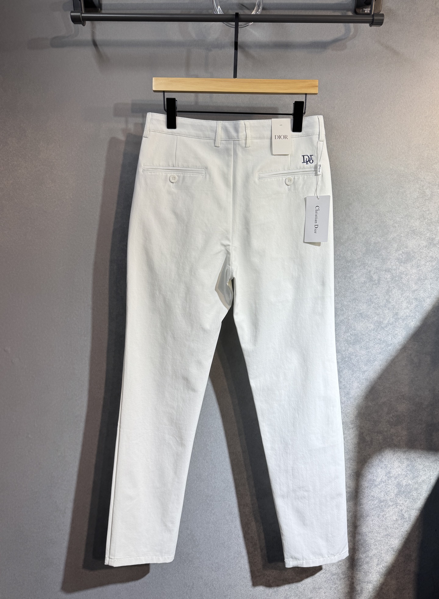DIOR Dio 2025 Men’s Recreational Pants: Luxurious, Innovative, British Style Fashion Trend. - 图片 3