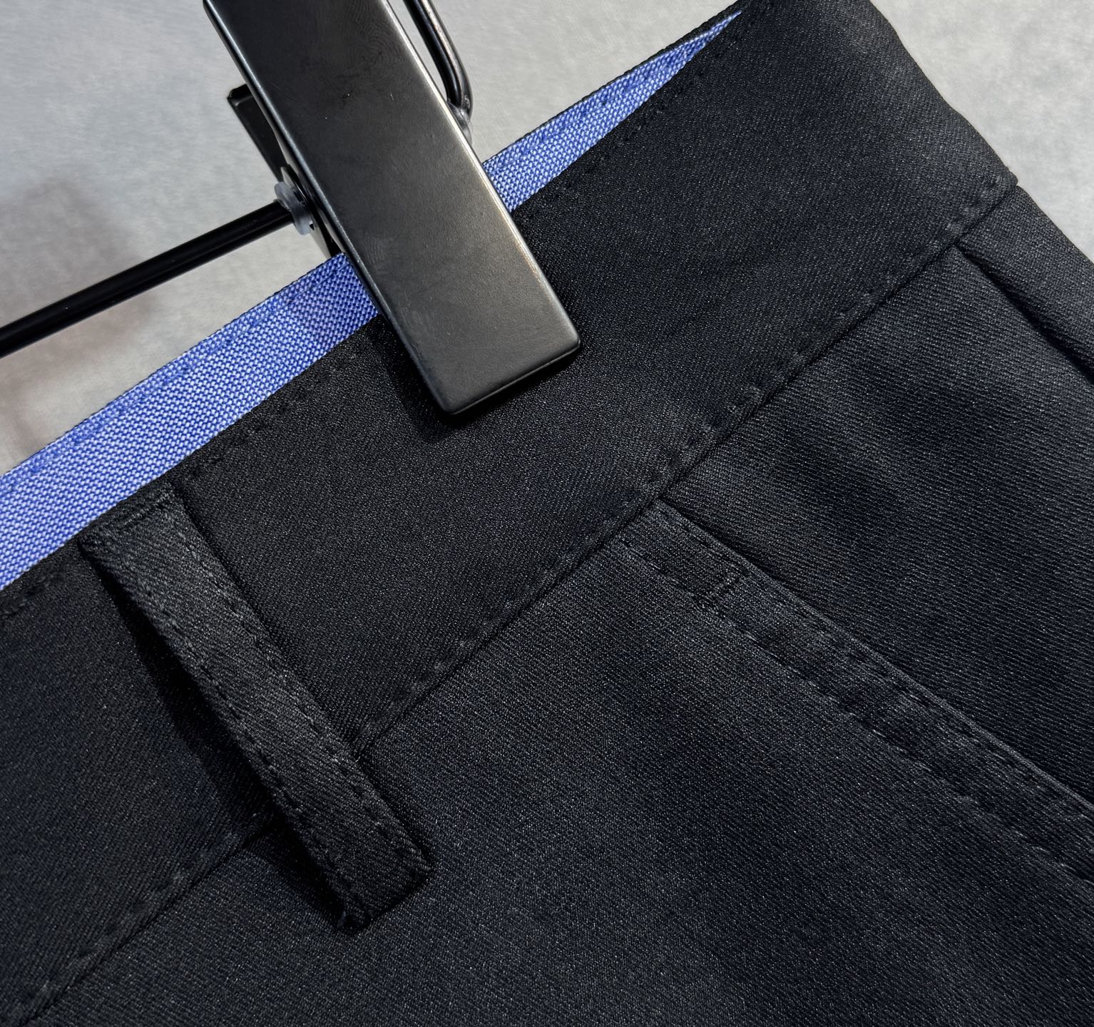 “DIOR Dio 2025 Men’s Classic British Style Pants with Unique Design and High Quality” - 图片 7