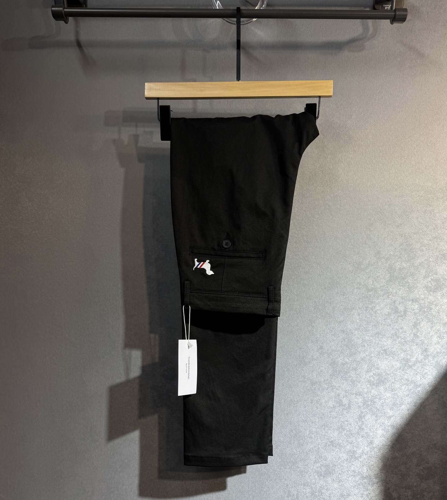 British Style Men’s Leisure Pants: Spring/Summer 2025 Collection Highlights - 图片 1