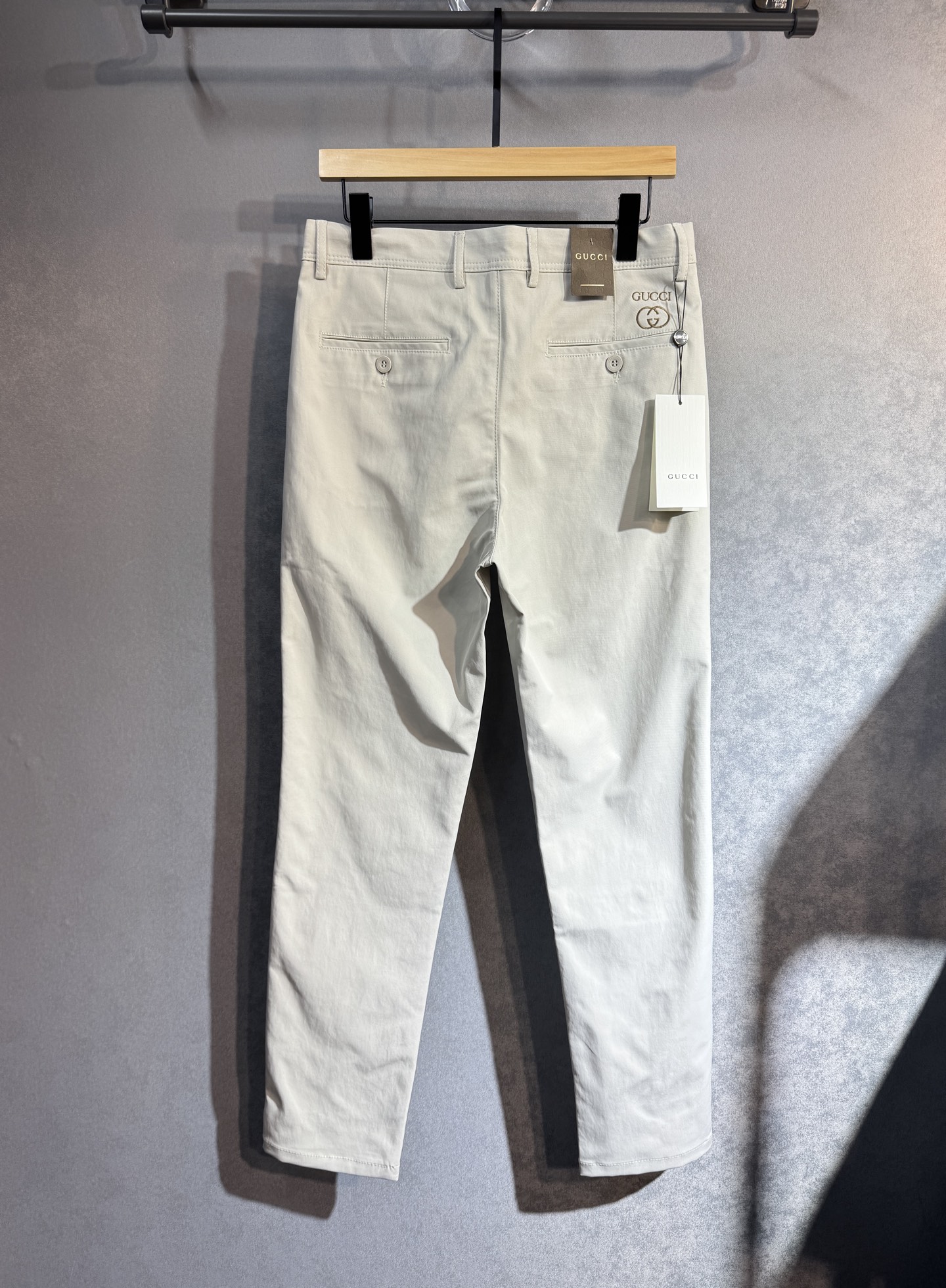 Spring/Summer 2025 GUCCI Men’s Classic British Style Pants Collection - 图片 3