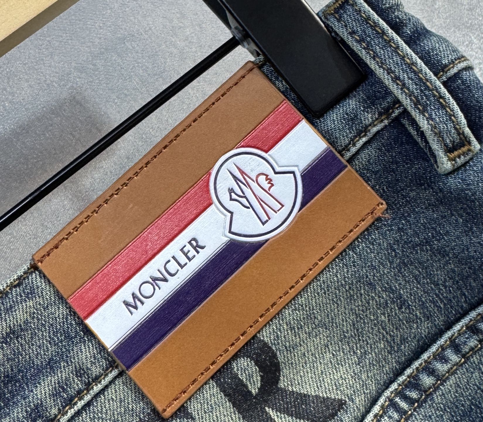 aa.jpg