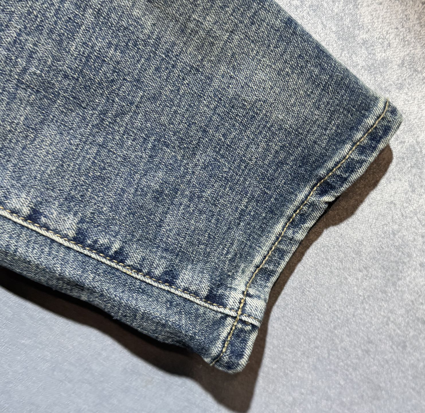 🔥BALENCIGA 巴黎世家 秋季新款牛仔裤🔥专柜热销款 品味与价值共享 身穿着非常舒适 低调不失奢华