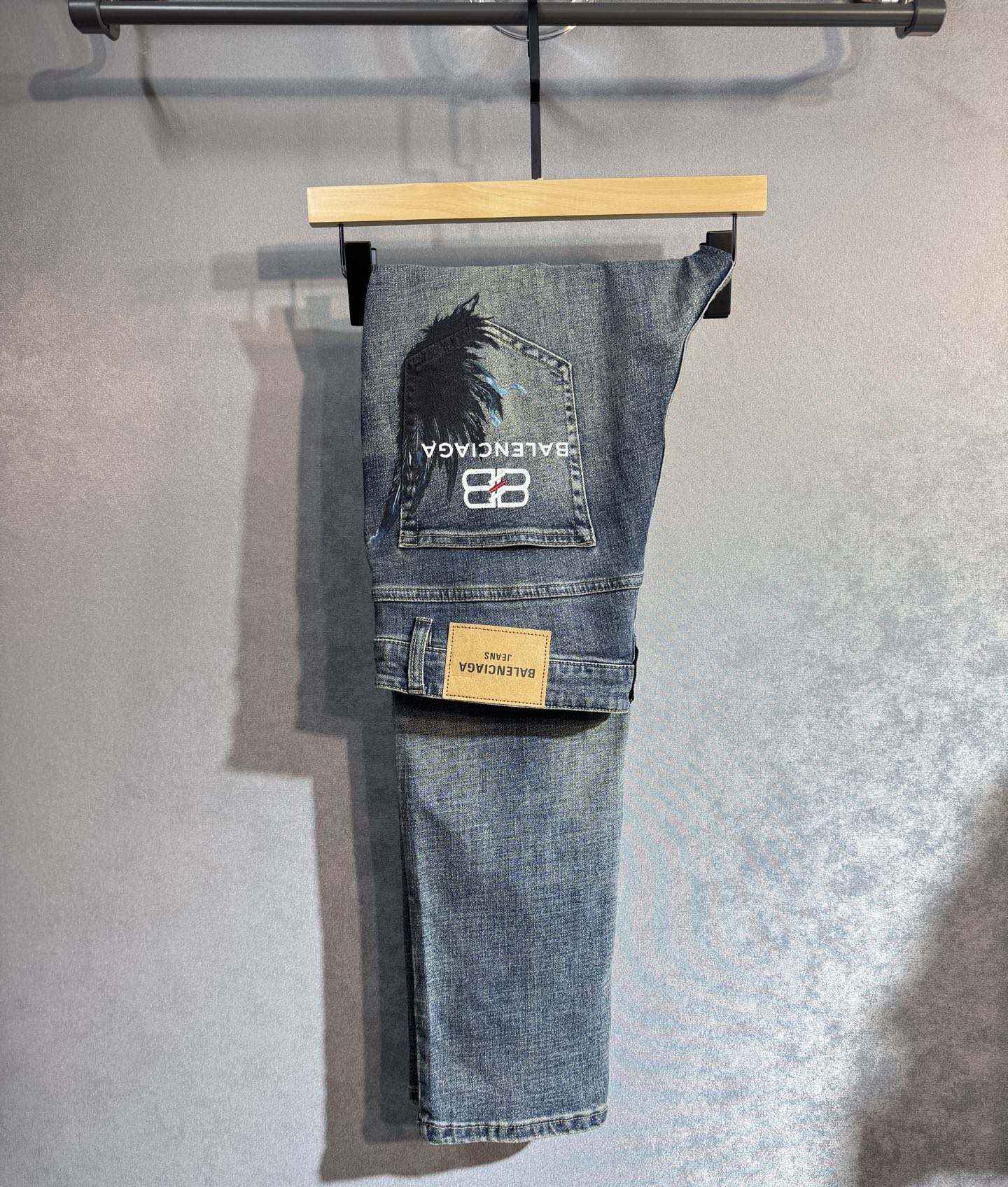 🔥BALENCIGA 巴黎世家 秋季新款牛仔裤🔥专柜热销款 品味与价值共享 身穿着非常舒适 低调不失奢华