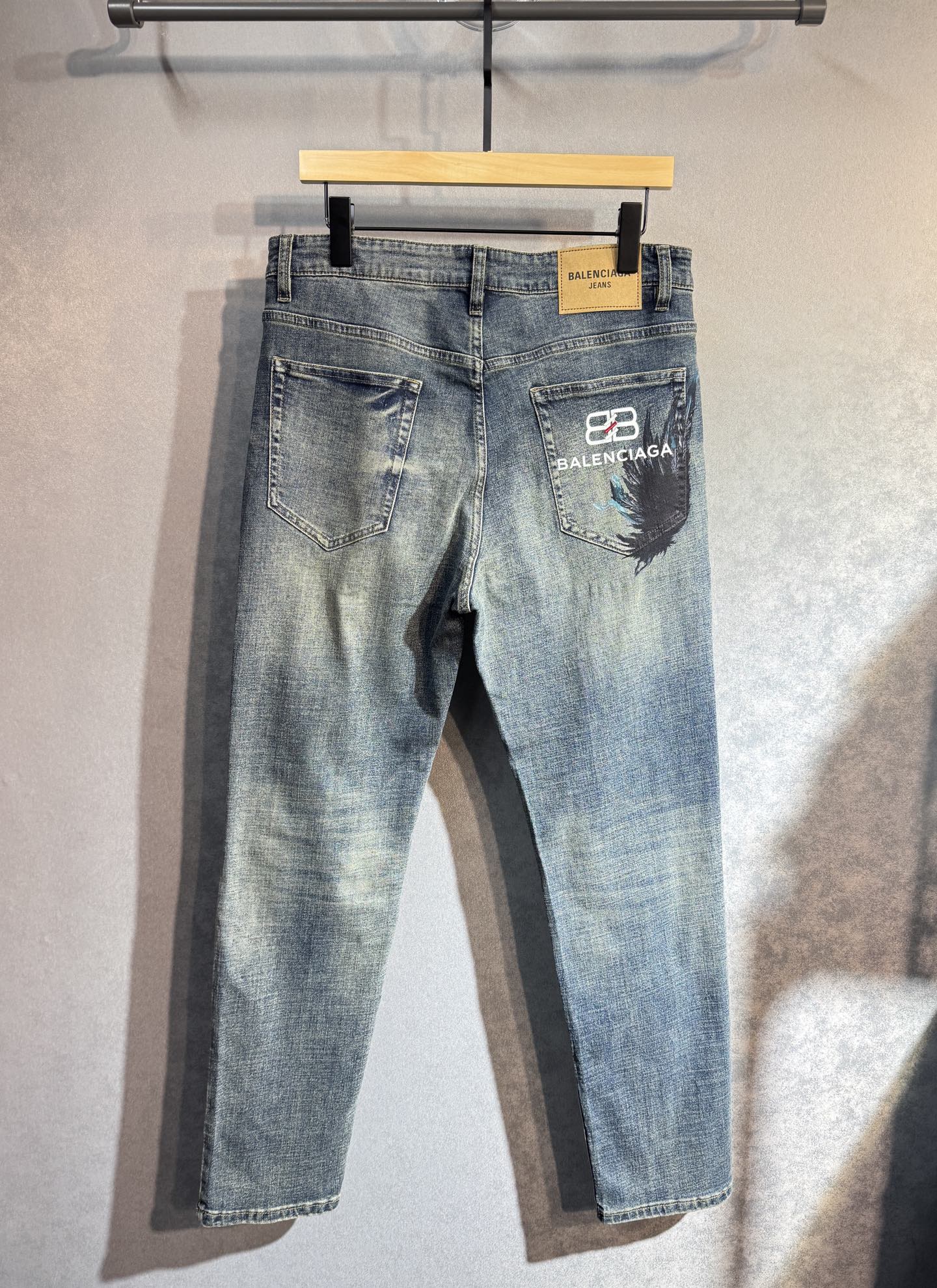 🔥BALENCIGA 巴黎世家 秋季新款牛仔裤🔥专柜热销款 品味与价值共享 身穿着非常舒适 低调不失奢华