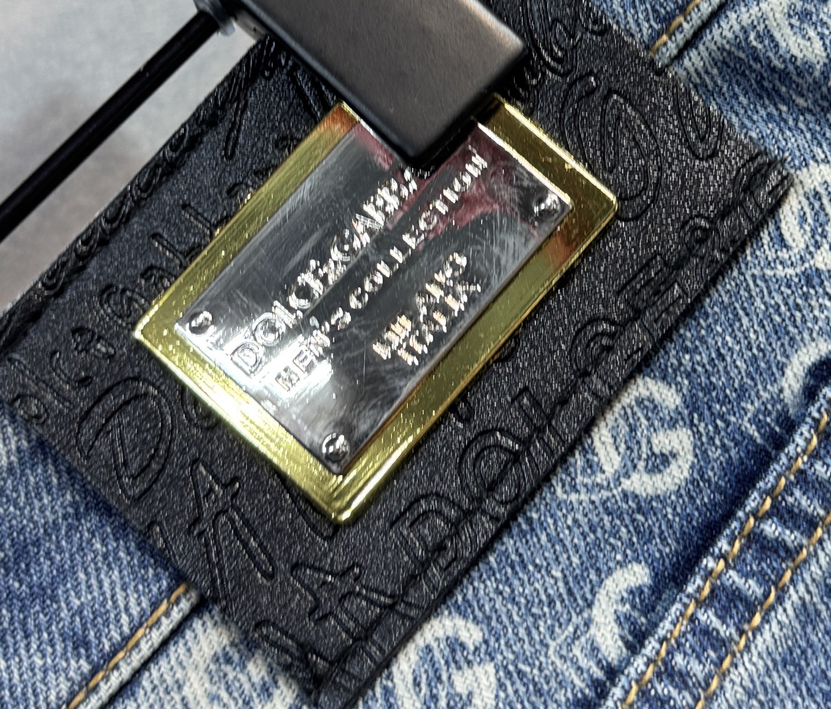🔥D&G 杜嘉班纳 秋季新款牛仔裤🔥专柜热销款 品味与价值共享 身穿着非常舒适 低调不失奢华 穿出去非常