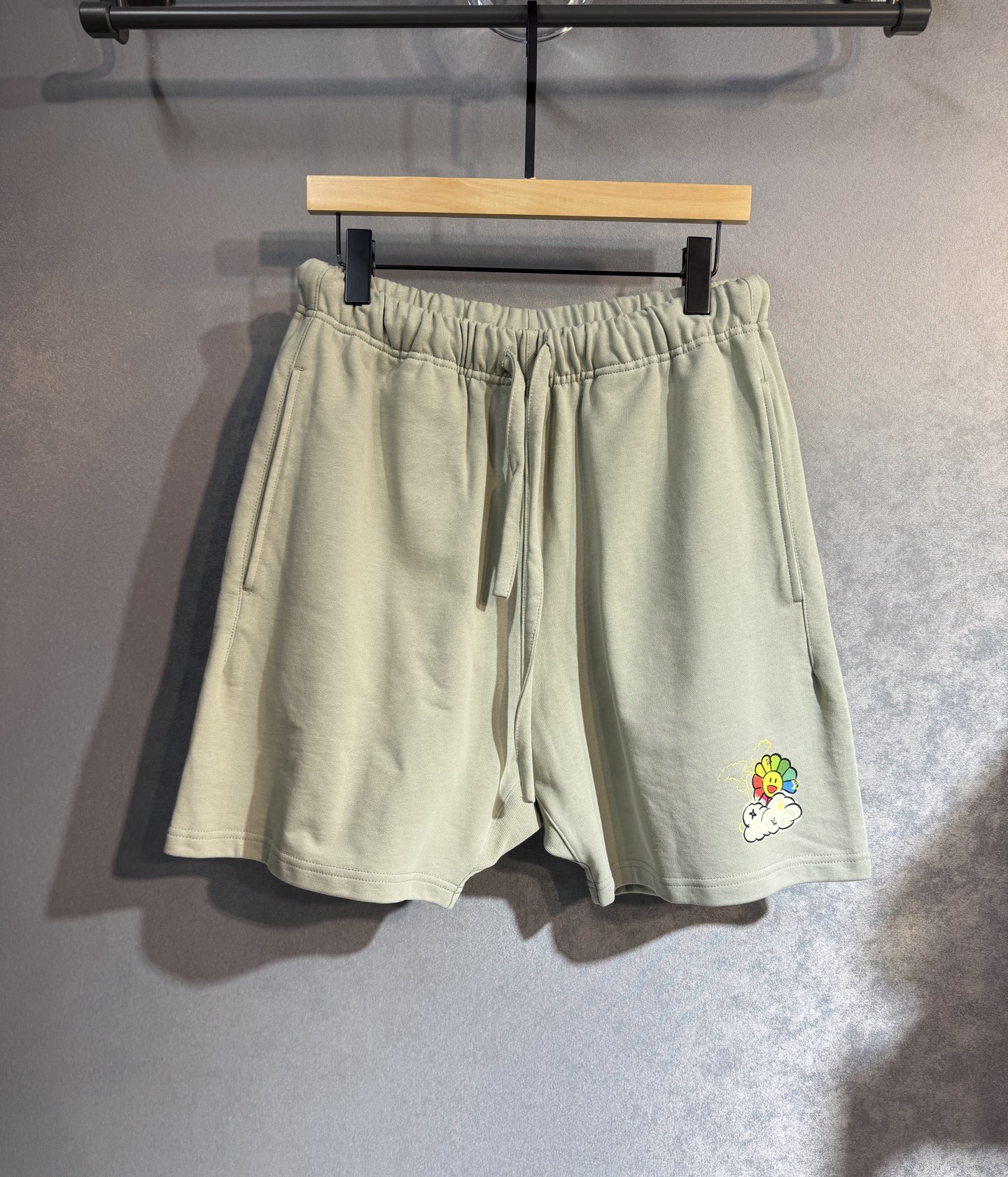 🔥LV 路易威登 25年ss春夏专柜同步新款短裤 独家专供高端版本👍专柜定制面料 透气舒适度高，细节无可