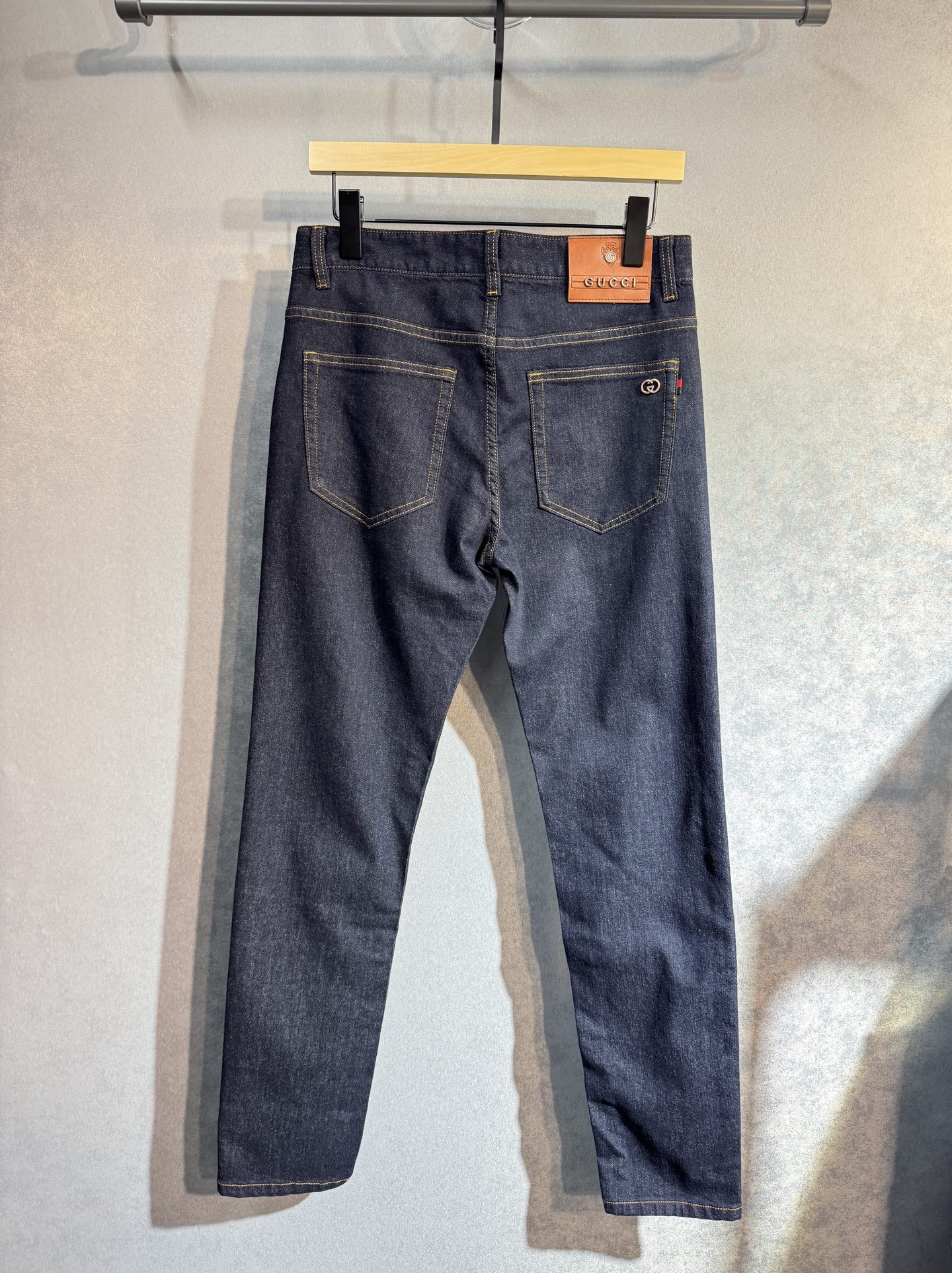 “New Gucci Jeans: Stylish, Comfortable, Classy, Perfect for Spring/Summer, 29-38 Sizes Available” - 图片 3