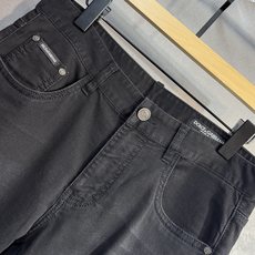 🔥D&G 杜嘉班纳 春夏最新品牛仔裤🔥专柜热销款 品味与价值共享 身穿着非常舒适 低调不失奢华 穿出去非 🔥D&G 杜嘉班纳 春夏最新品牛仔裤🔥专柜热销款 品味与价值共享 身穿着非常舒适 低调不失奢华 穿出去非