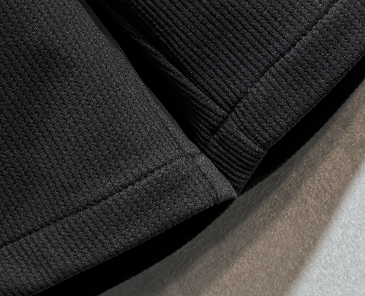 Y-3 25SS New Spring & Summer Shorts: Custom Pure Cotton, Classic Logo, Simple Fashion - 图片 9