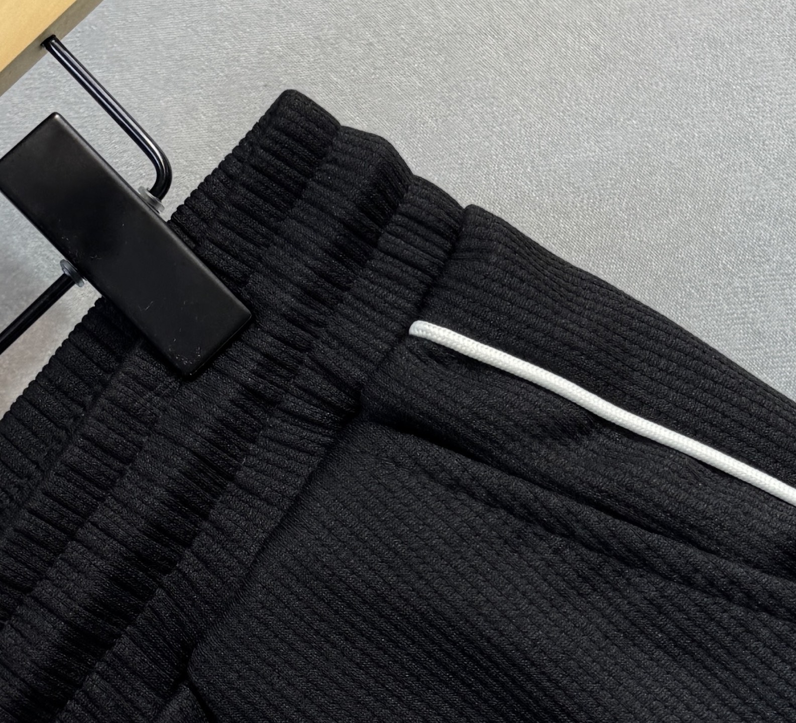 Y-3 25SS New Spring & Summer Shorts: Custom Pure Cotton, Classic Logo, Simple Fashion - 图片 6