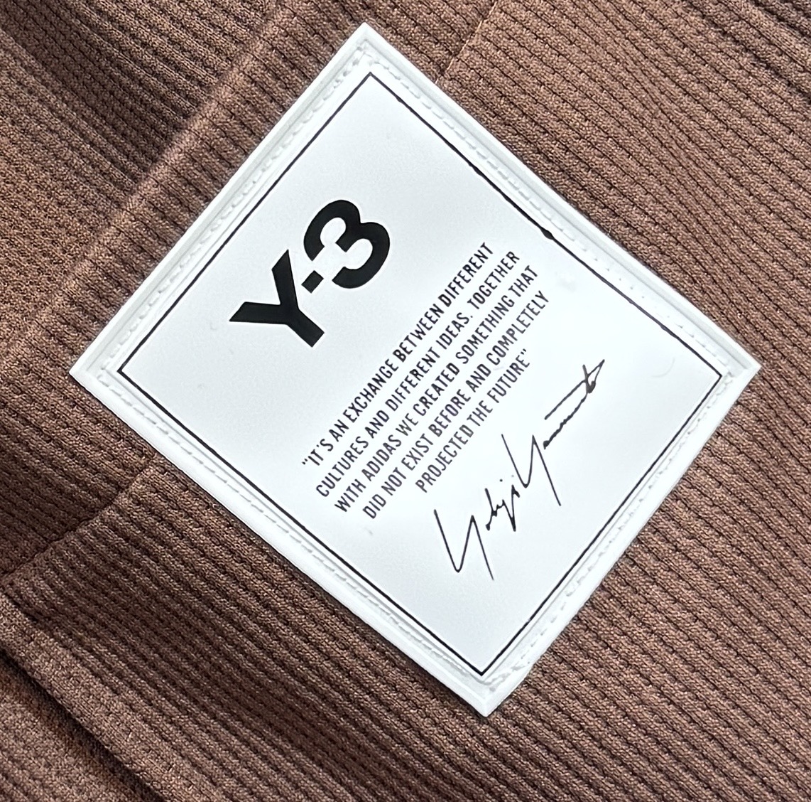 Y-3 25SS Custom Cotton Shorts: Simple Fashion, Classic Logo, Various Colors, All Sizes - 图片 7