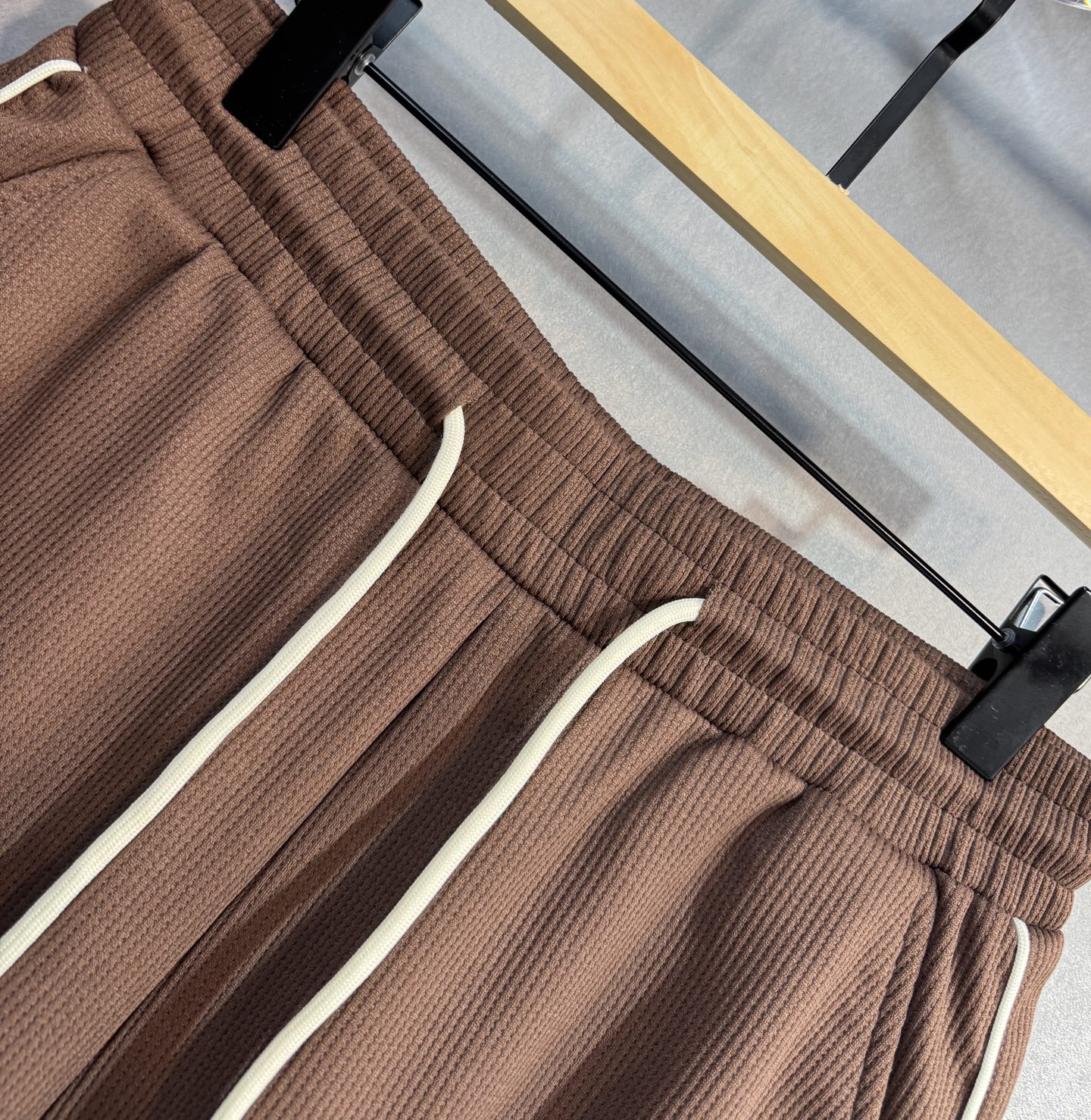 Y-3 25SS Custom Cotton Shorts: Simple Fashion, Classic Logo, Various Colors, All Sizes - 图片 3