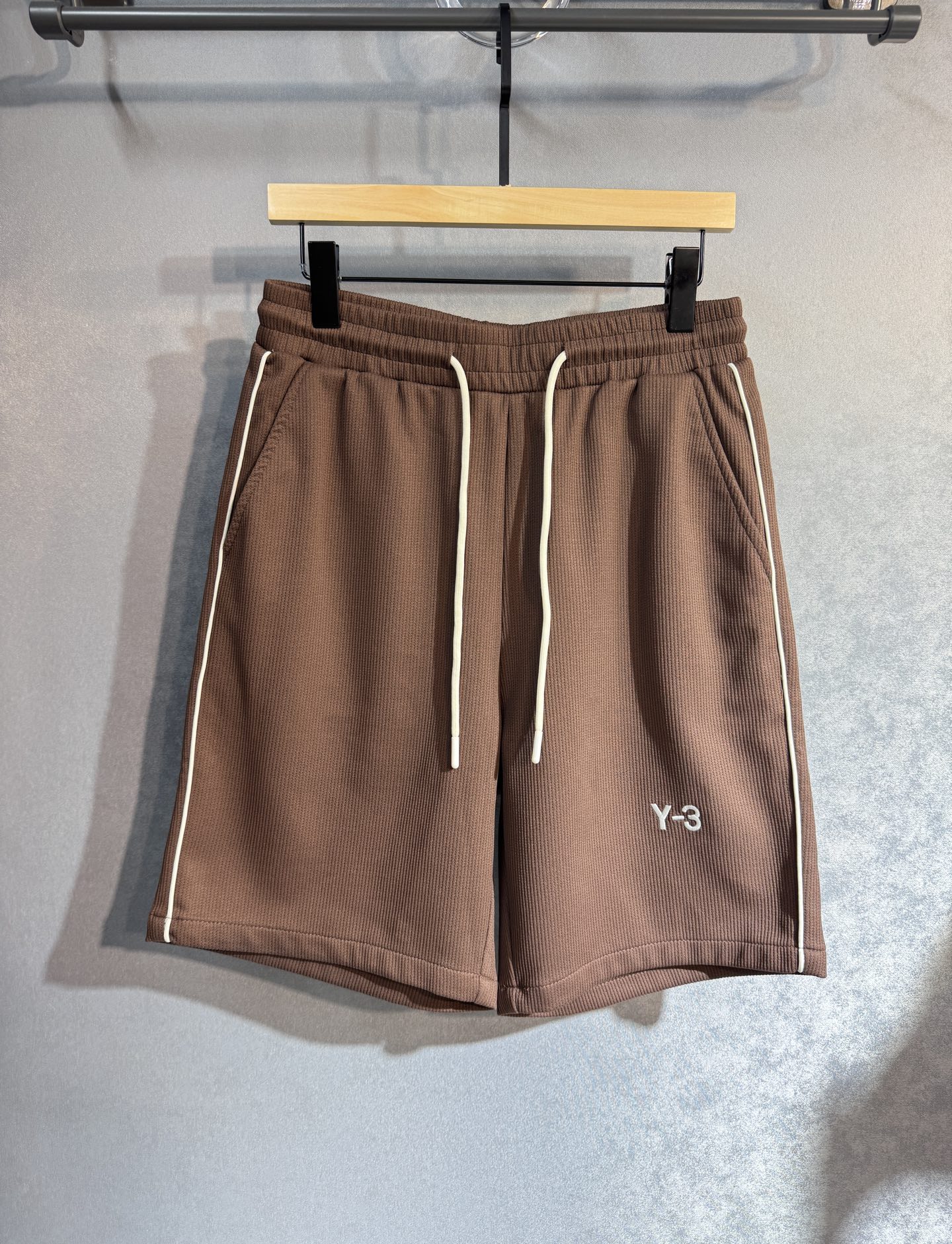 Y-3 25SS Custom Cotton Shorts: Simple Fashion, Classic Logo, Various Colors, All Sizes