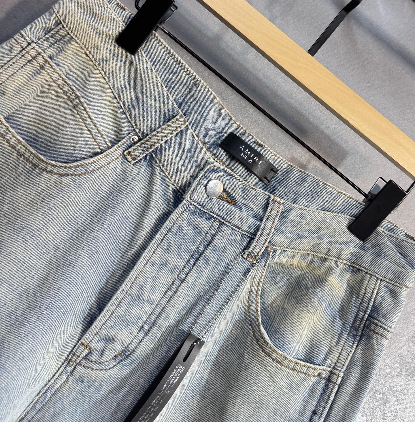 “AMIRI 25ss Wide-Legged Jeans: Hot Sales, Comfortable and Stylish, Sizes 29-38” - 图片 4