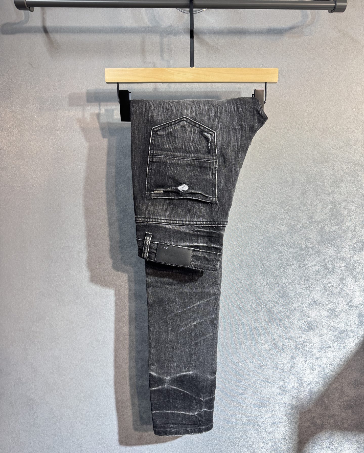 “AMIRI 25ss New Jeans: Comfortable, Luxury, High-Quality Turkish Cotton, Straight-Fit, Sizes 29-38”