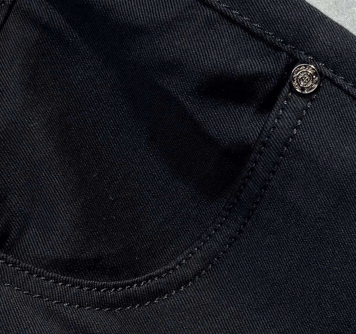 “GUCCI 25ss Turkish Cotton Jeans: Luxurious, Comfortable, Stylish, High-Quality Pants” - 图片 6