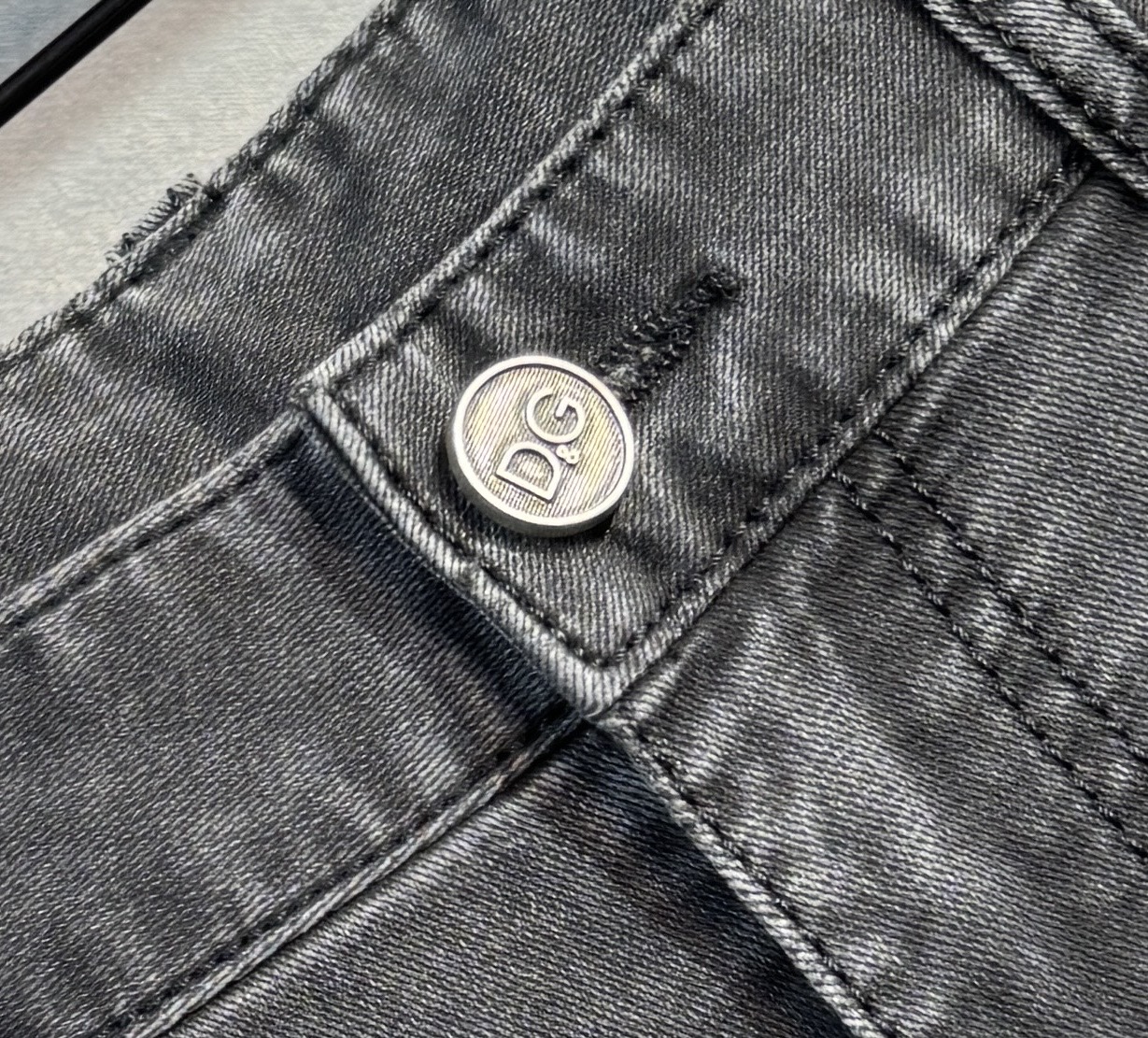 “New D&G Dugarbena Jeans: Stylish, Comfortable, High-Quality Thongs, Luxury Cotton, Straight-Fit, Super-Lux!” - 图片 6