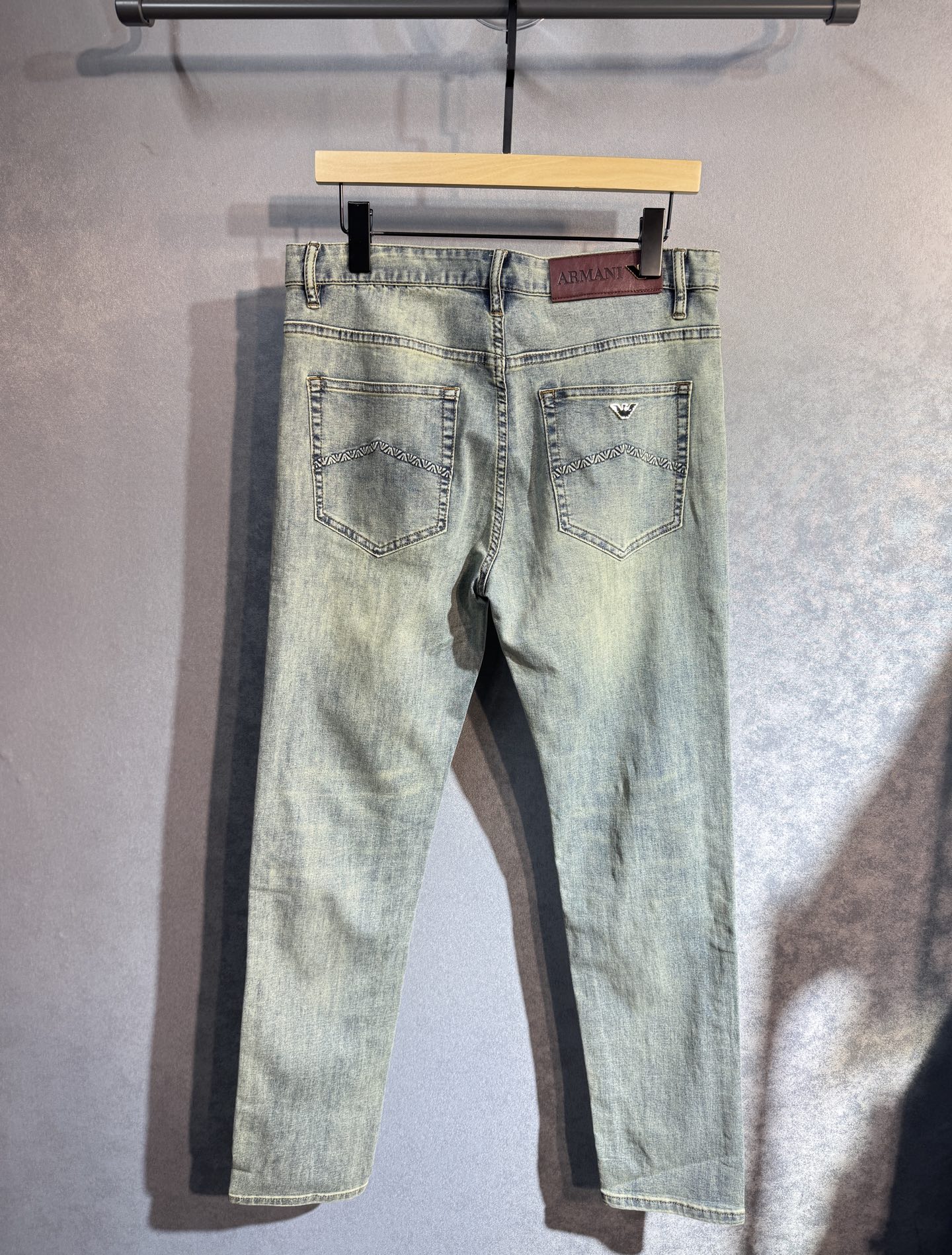 Armani Amani Jeans: Comfortable Luxury Style with High-Quality Turkish Cotton - 图片 3