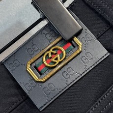 🔥GUCCI 古奇春夏最新品牛仔裤🔥专柜热销款 品味与价值共享 身穿着非常舒适 低调不失奢华 穿出去非常 🔥GUCCI 古奇春夏最新品牛仔裤🔥专柜热销款 品味与价值共享 身穿着非常舒适 低调不失奢华 穿出去非常