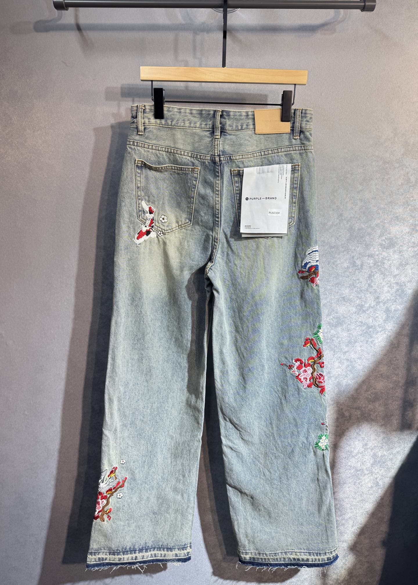 🔥AMIRI 阿米里 25ss新品阔腿牛仔裤🔥潮流前线 专柜热销款 品味与价值共享 身穿着非常舒适 低调