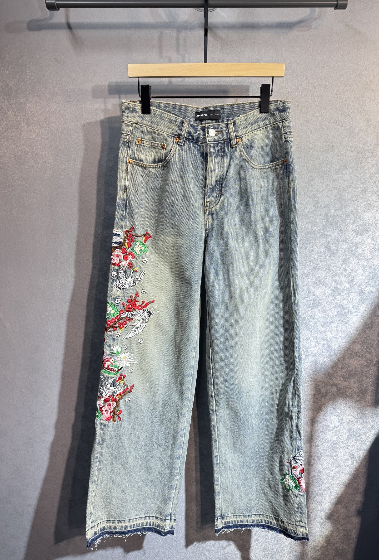 🔥AMIRI 阿米里 25ss新品阔腿牛仔裤🔥潮流前线 专柜热销款 品味与价值共享 身穿着非常舒适 低调