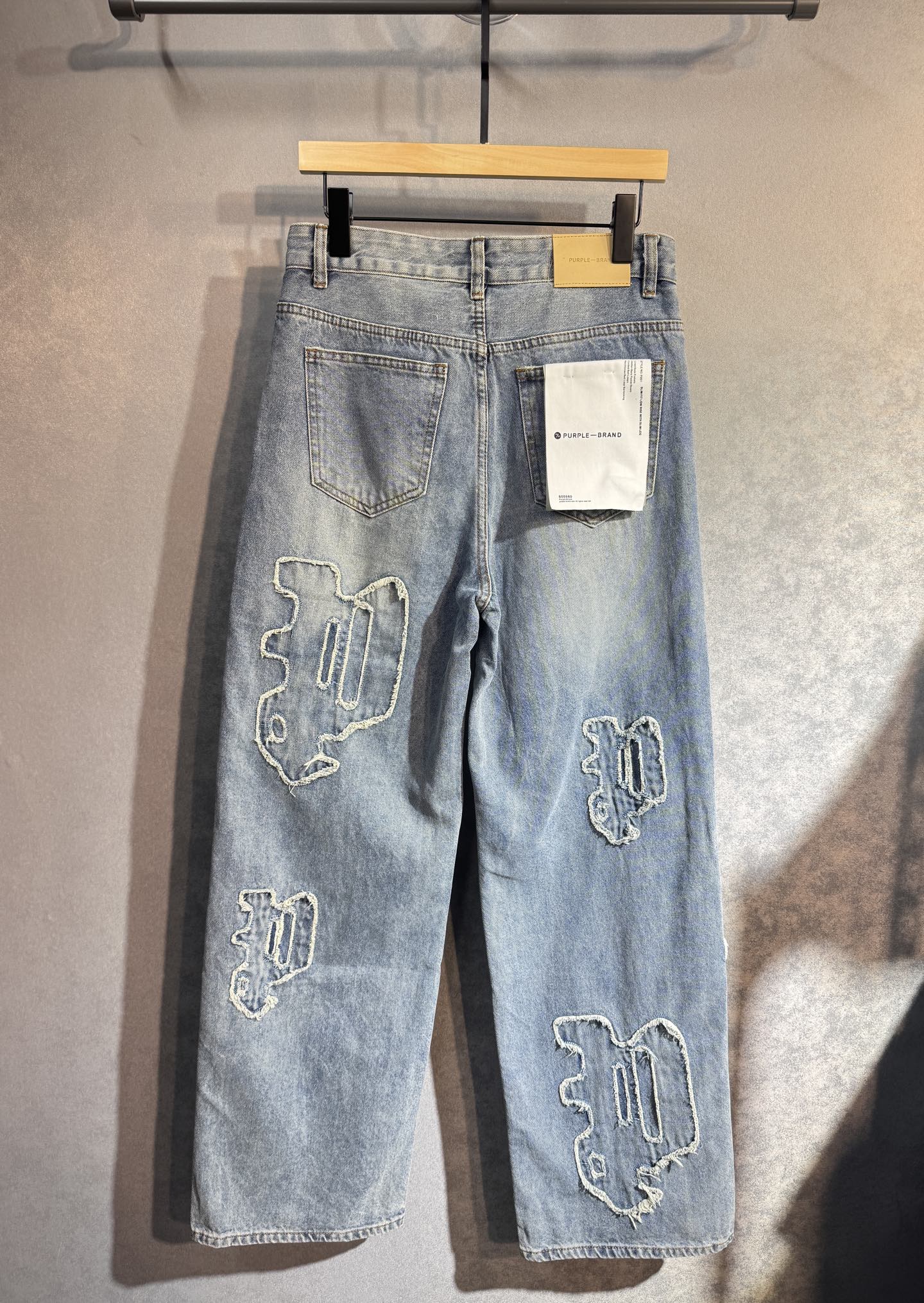 🔥AMIRI 阿米里 25ss新品阔腿牛仔裤🔥潮流前线 专柜热销款 品味与价值共享 身穿着非常舒适 低调