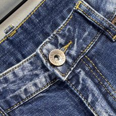 🔥MONCLER 蒙口 秋冬最新品牛仔裤🔥专柜热销款 品味与价值共享 身穿着非常舒适 低调不失奢华 穿出 🔥MONCLER 蒙口 秋冬最新品牛仔裤🔥专柜热销款 品味与价值共享 身穿着非常舒适 低调不失奢华 穿出