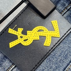 🔥YSL 圣罗兰 秋冬最新品牛仔裤🔥专柜热销款 品味与价值共享 身穿着非常舒适 低调不失奢华 穿出去非常 🔥YSL 圣罗兰 秋冬最新品牛仔裤🔥专柜热销款 品味与价值共享 身穿着非常舒适 低调不失奢华 穿出去非常
